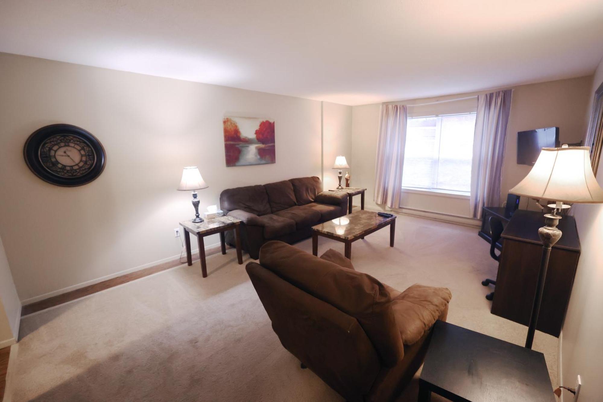 Paris Plaza Apartment Elliot Lake Exterior photo